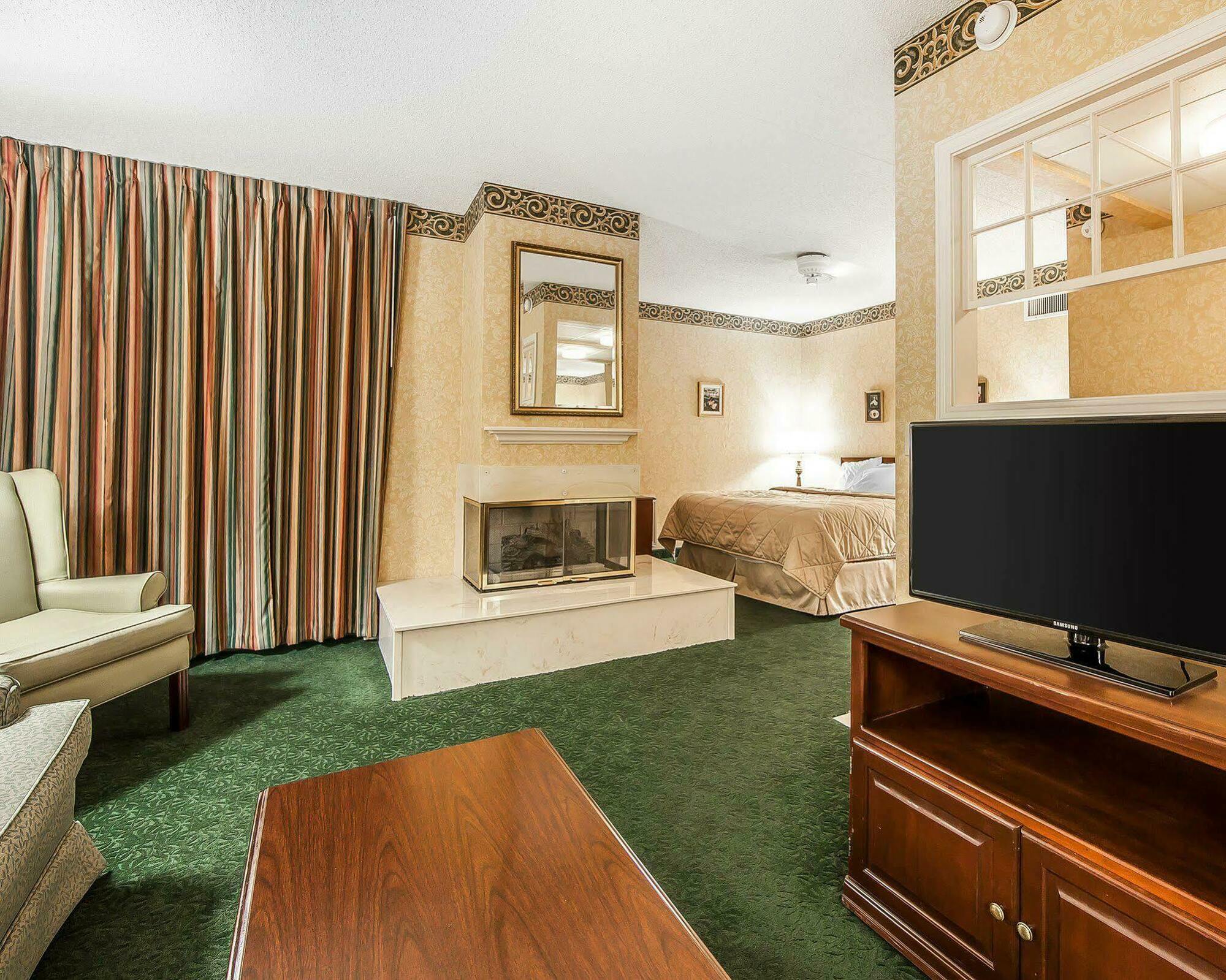 Clarion Inn Willow River Sevierville Luaran gambar