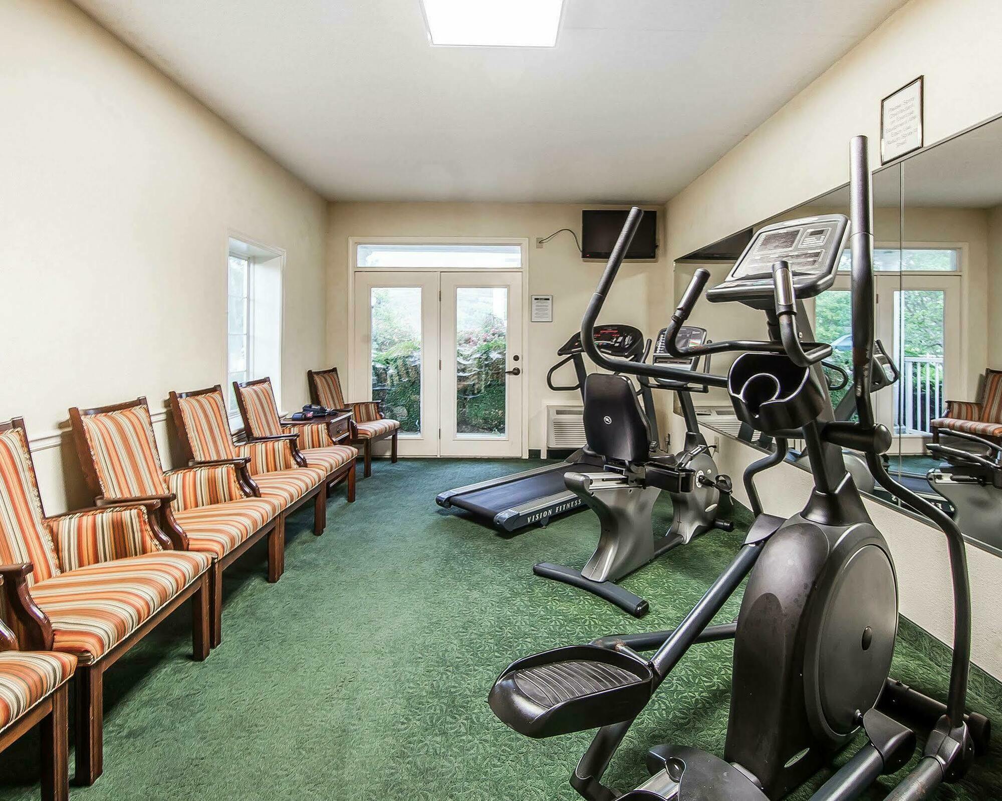Clarion Inn Willow River Sevierville Luaran gambar
